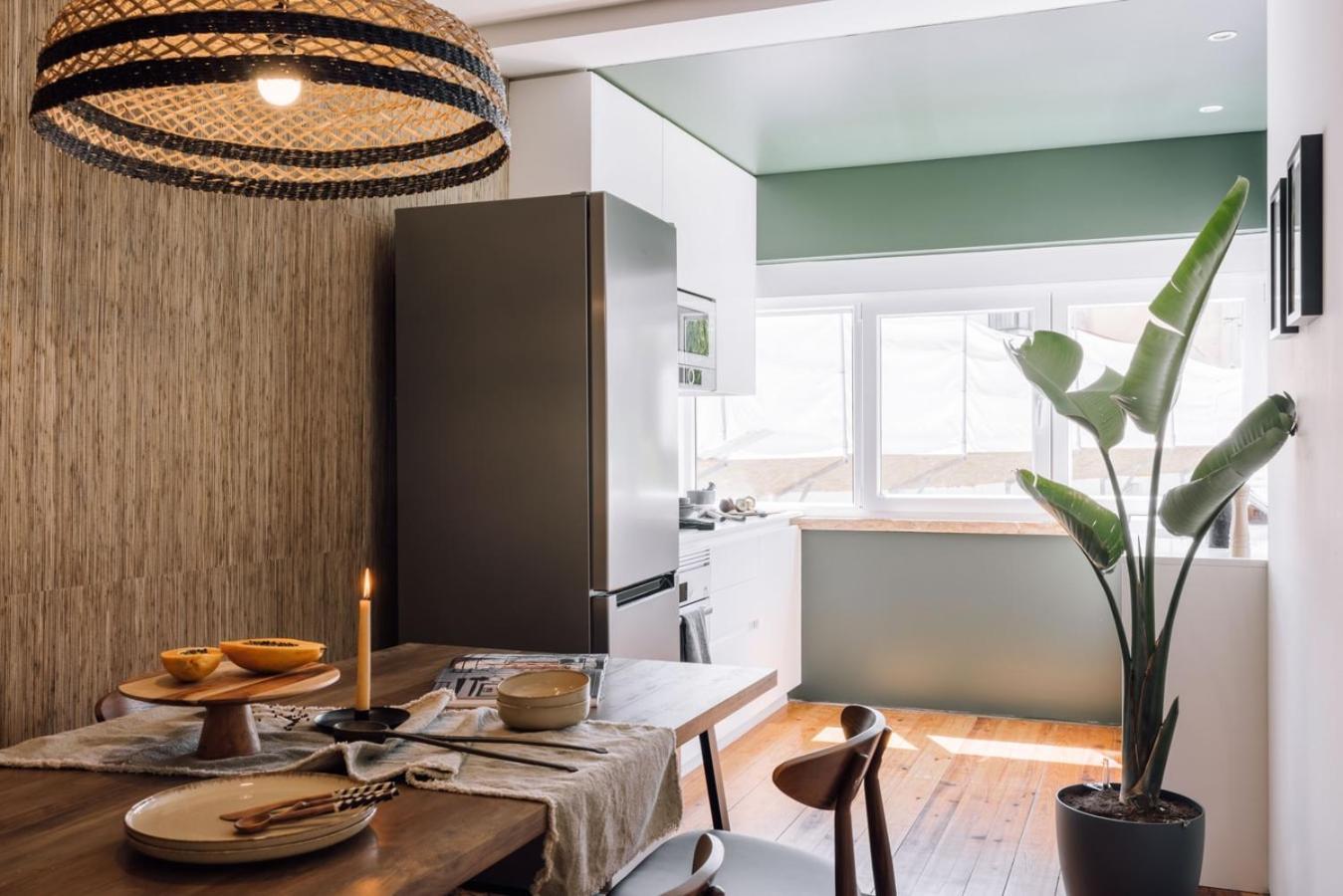 Luama - 2 Bedrooms In Campo De Ourique Apartment *